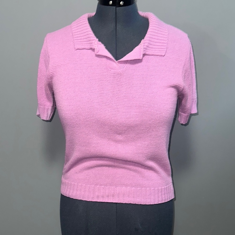 **LIKE NEW** WHITEFISH BAY TOP